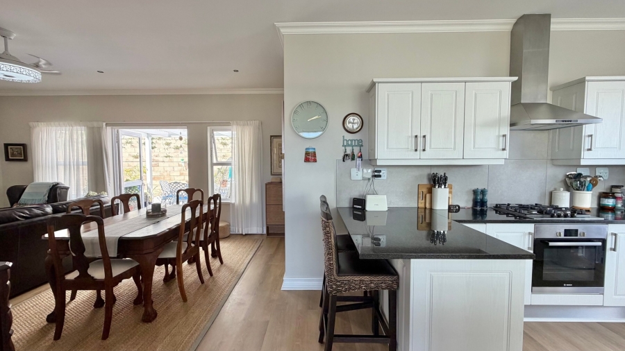 3 Bedroom Property for Sale in Dennegeur Western Cape